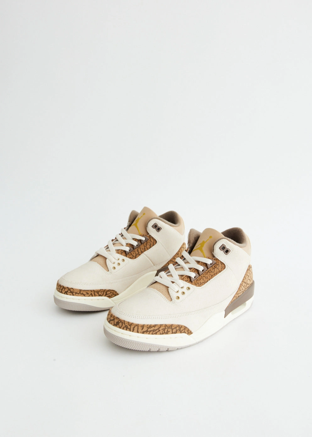 Air Jordan 3 Retro 'Palomino' Sneakers