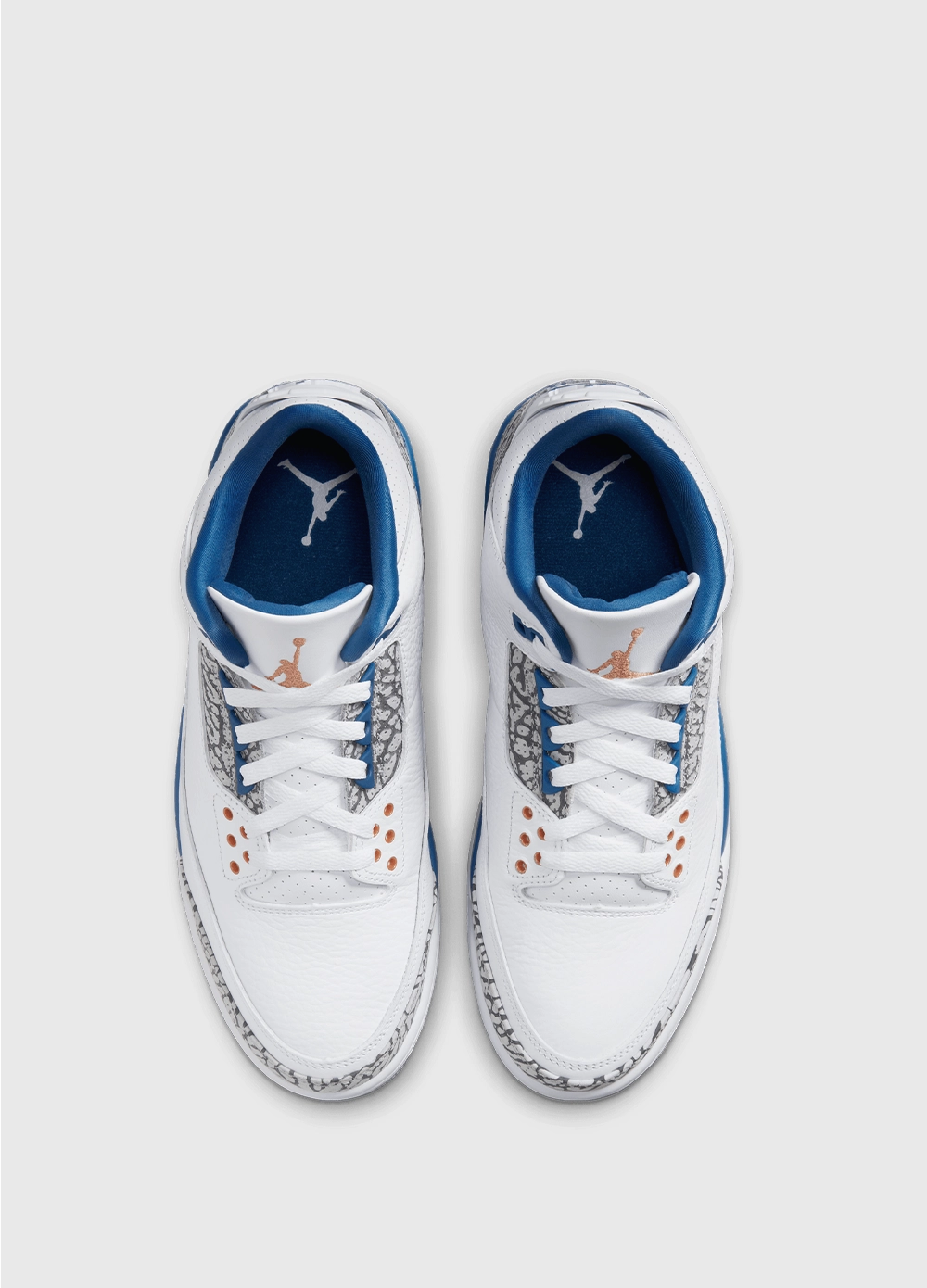 Air Jordan 3 Retro 'Wizards' Sneakers