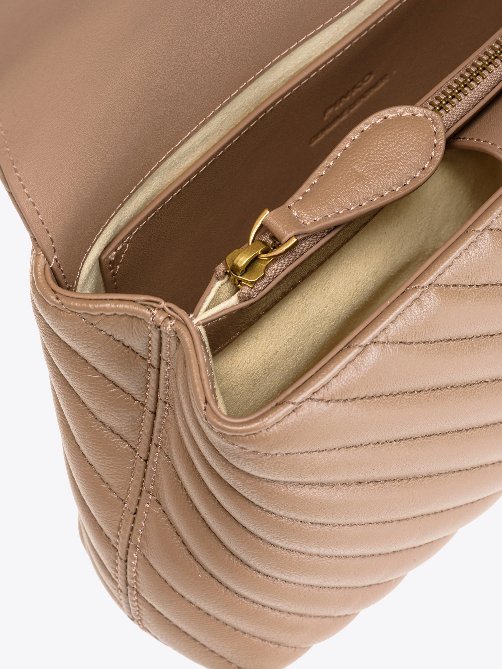 Nappa bag with ginger biscuit chevron motif