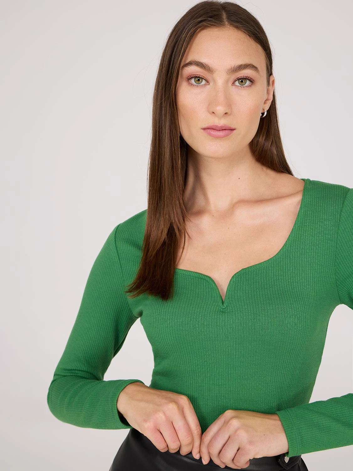 Ribbed Sweetheart Neckline Top
