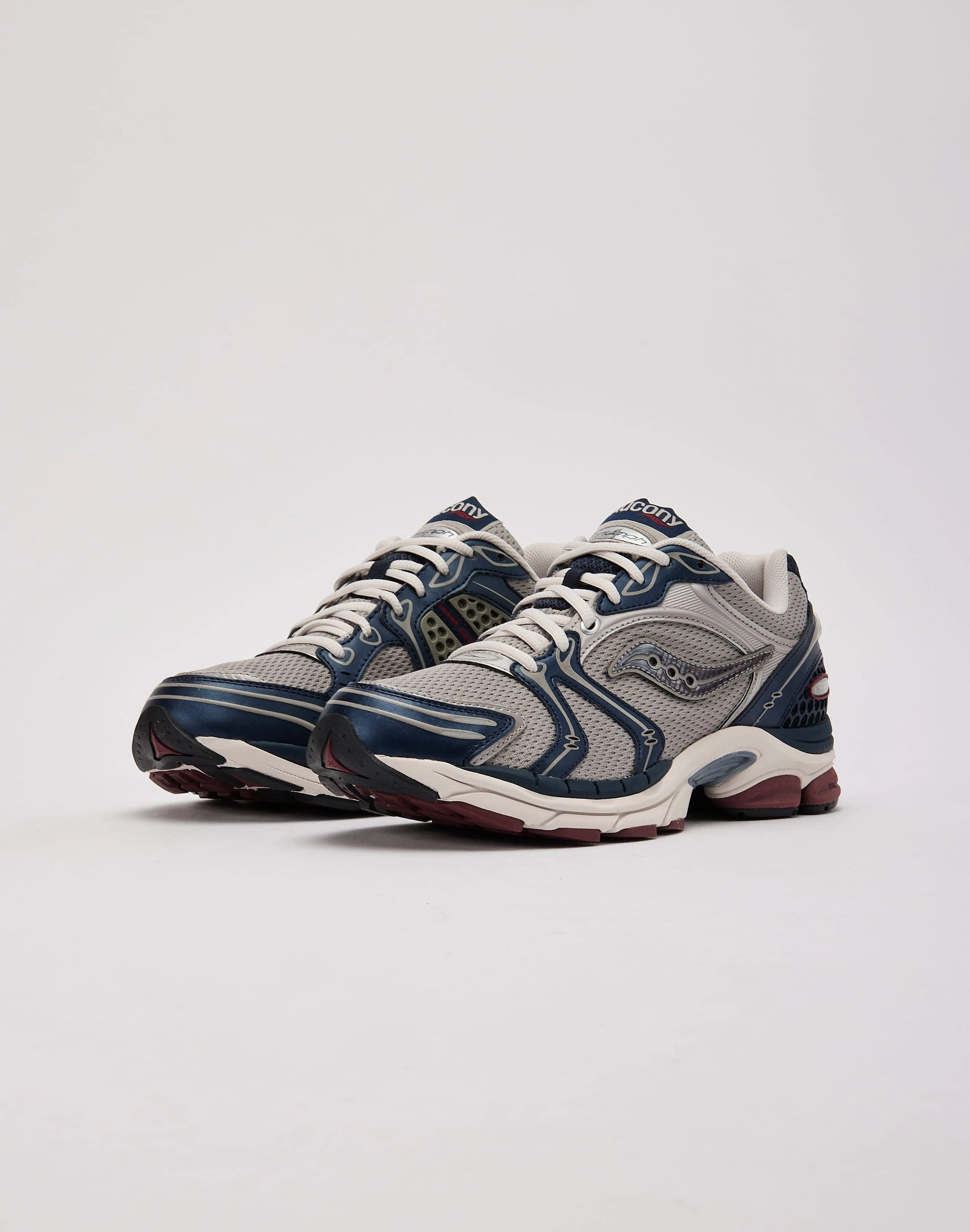 Saucony ProGrid Triumph 4