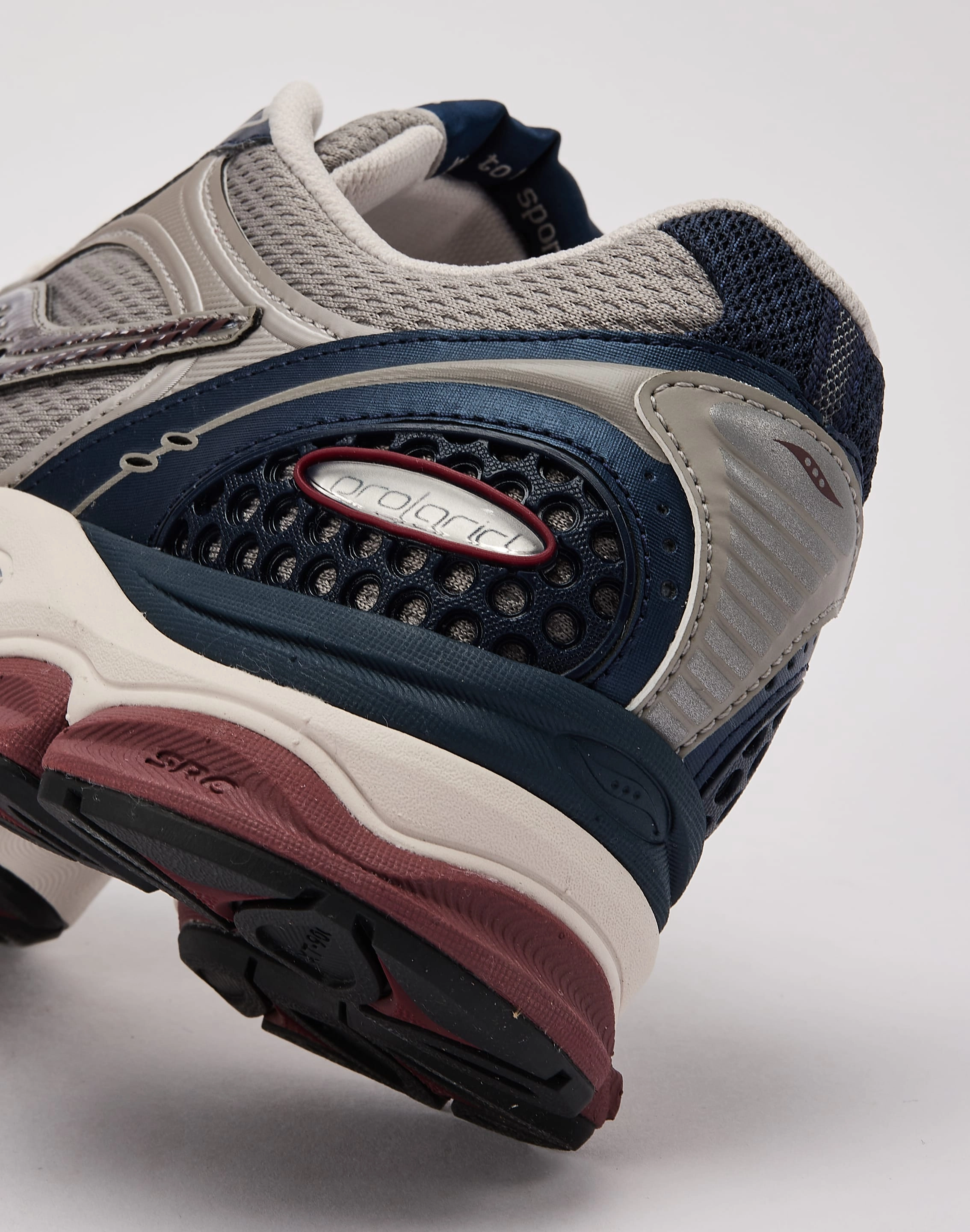 Saucony ProGrid Triumph 4